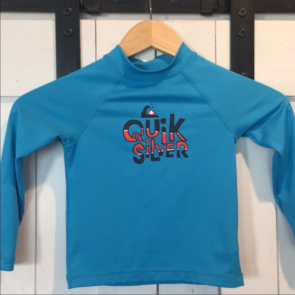 Quick Silver Rash Guard - Picture 2 of 8